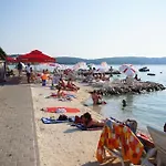 In Okrug Gornji With Terrace, Air Conditioning, Wifi 3436-1 Appartement Trogir