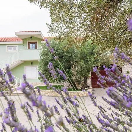 شقة In Okrug Gornji With Terrace, Air Conditioning, Wifi 3436-1