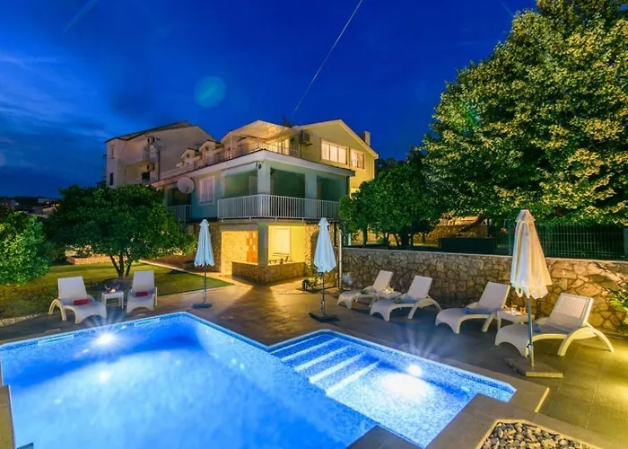 In Okrug Gornji With Terrace, Air Conditioning, Wifi 3436-1 * Trogir