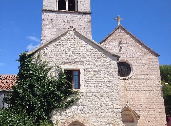 In Okrug Gornji With Terrace, Air Conditioning, Wifi 3436-1 Apartment Trogir